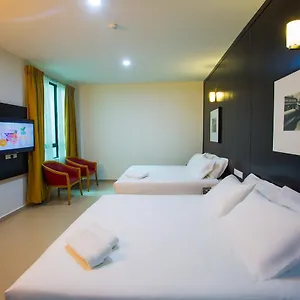  Hotel Akar Jalan Tar Malasia
